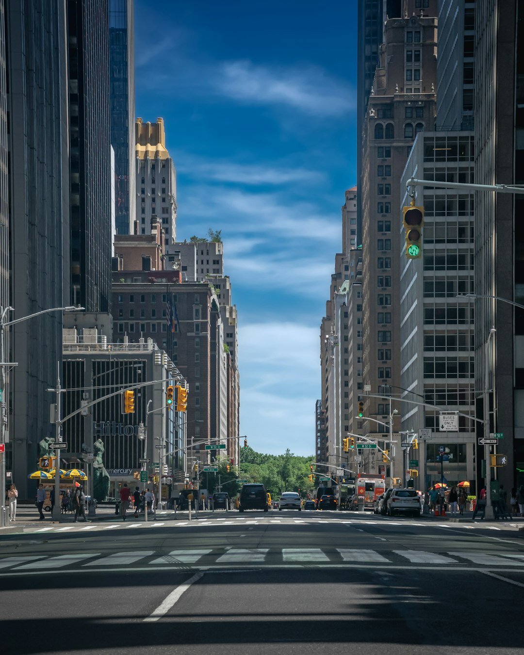 city street scene
